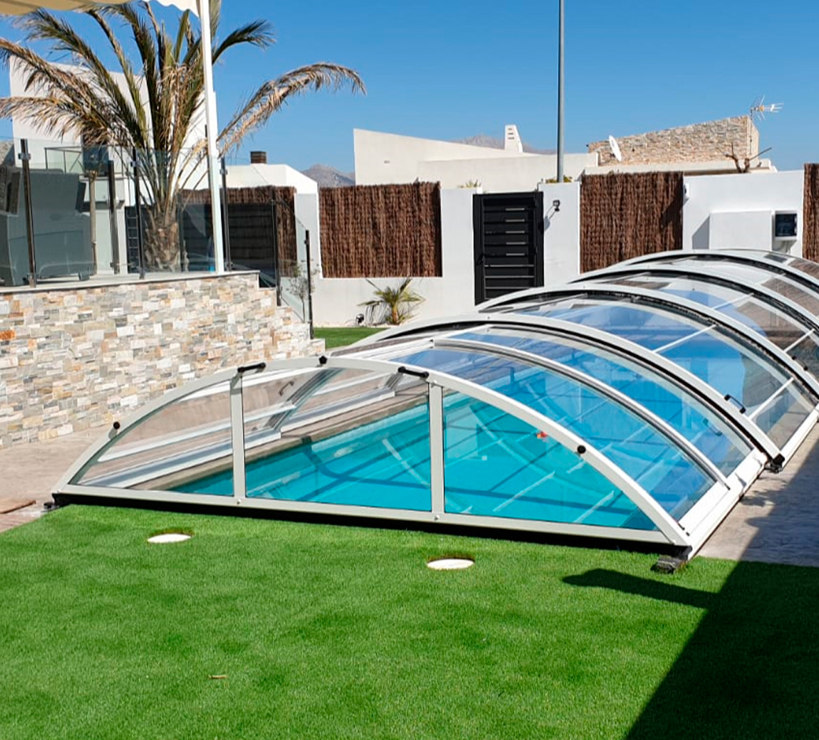 cupula-baja-climatizacion-piscinas-1